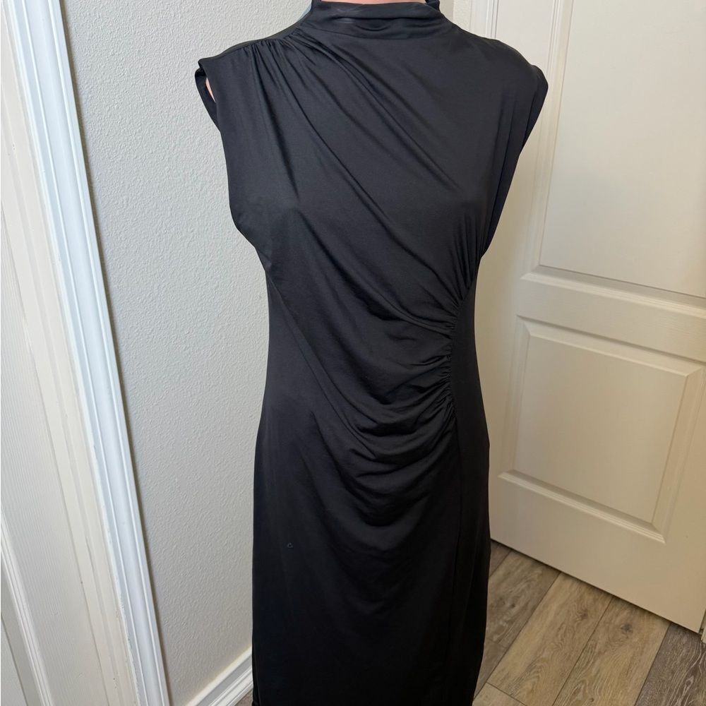 NWT H&M Elegant Black Sleeveless MIDI Dress Sz M